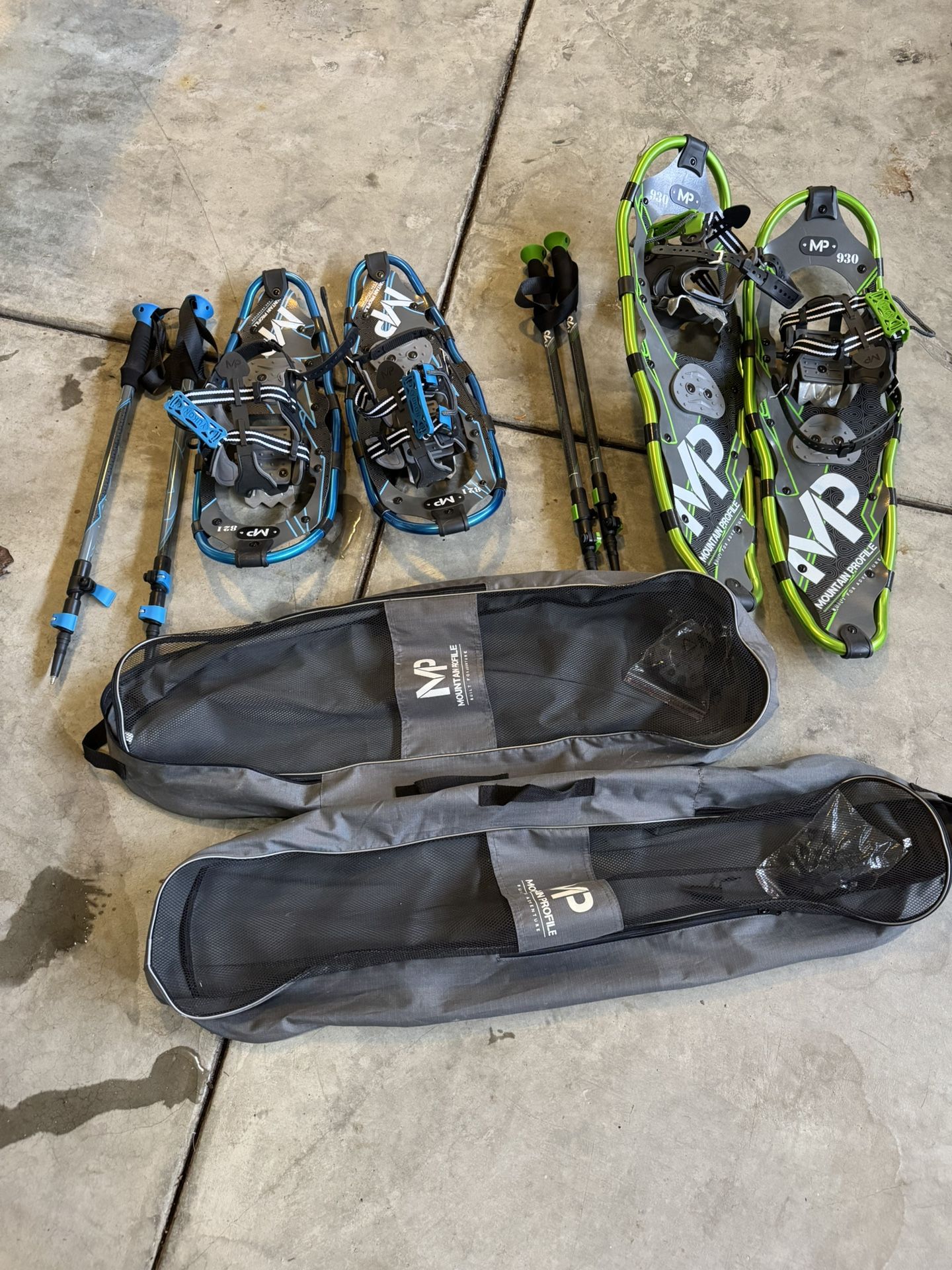 Mountain Profile 930 And 821 Snowshoes Poles & Bag - New
