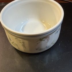 Royal Worcester England "Forget-Me-Not" Pattern. Oven to Tableware Dish