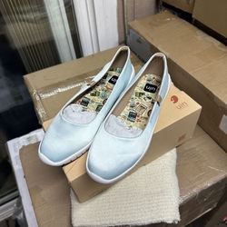 UIN Women's Art Painted Ballet Flats Slip On Pointed Toe Casual Loafers Lightweight Comfort Travel Shoes Size 6.5