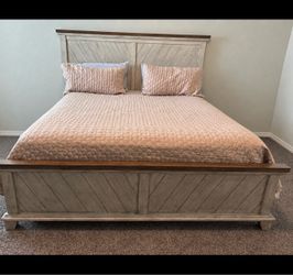 King bed frame