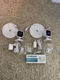 Set Of Blink Mini Camera