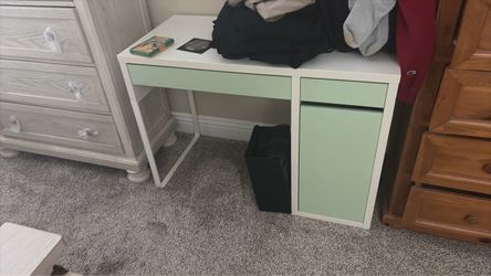 Student desk