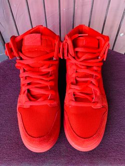 Nike ‘Red October’ Dunks