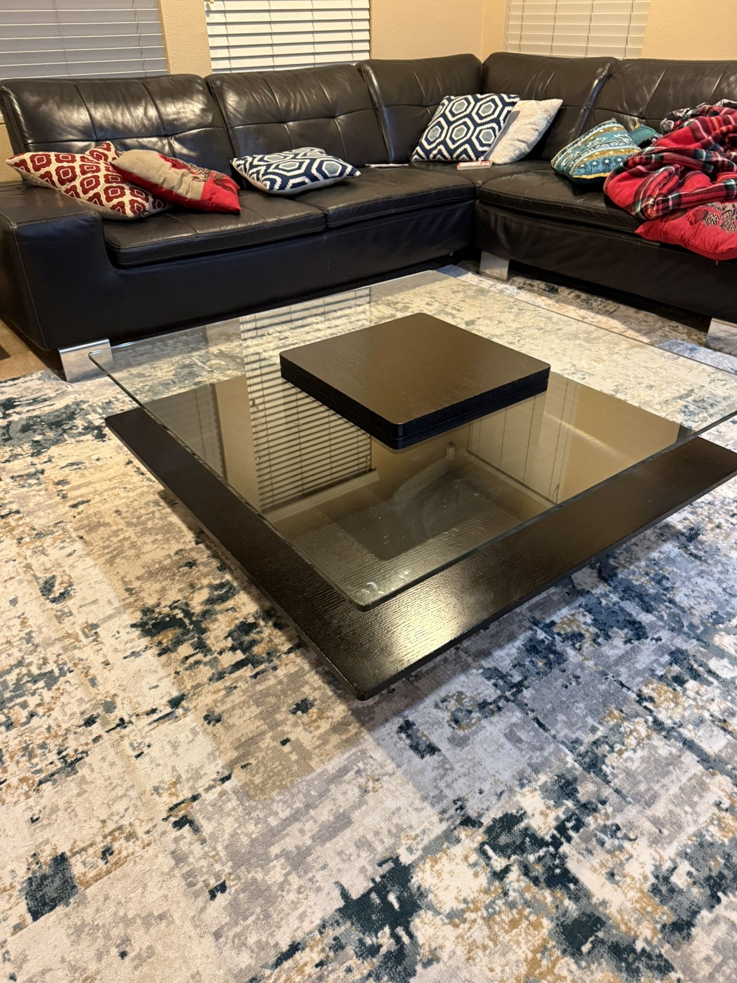 Center Table And Side Table 