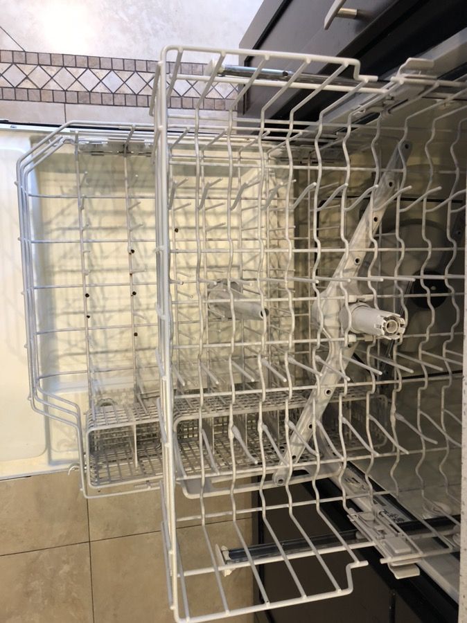 Kenmore Ultra Wash QuietGuard dishwasher WON’T LAST for Sale in Boca Raton, FL OfferUp