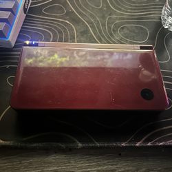 Nintendo DSI XL