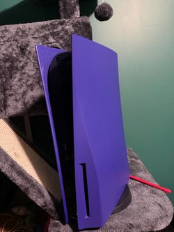 Sony PlayStation 5 Console with Purple Faceplates