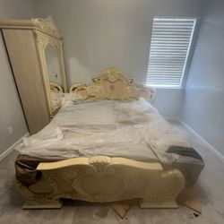 King Size Bed Room Set