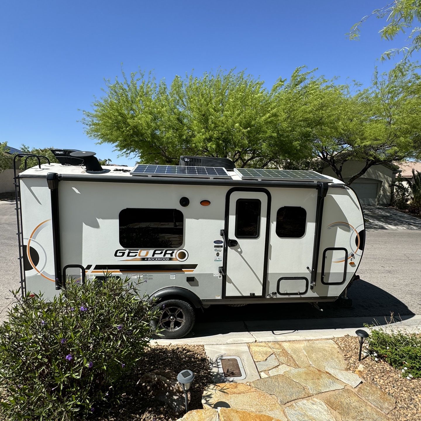 Forest River Travel Trailer, Geo Pro 19FD