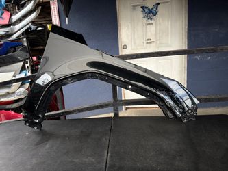Lexus GX 2024-2026 right passenger side fender Oem