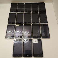 1X Apple Ipod Touch 2nd or 3rd Generation with Charger and cable.  