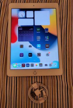 APPLE IPAD AIR LIKE NEW