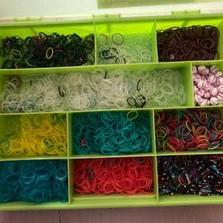 Large rainbow loom Bracelet Making Kit With Rubber Bands And Loom-and Other Emojis And Accessories Fun 