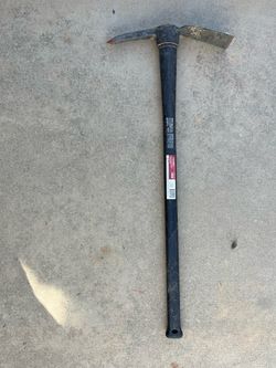 Husky 2.5lb Pick Mattock
