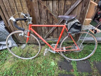 Schwinn sports tourer