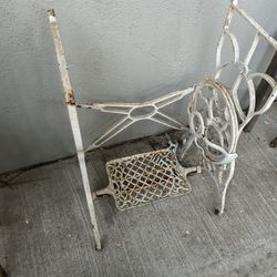 2 Sewing Machine Bases 