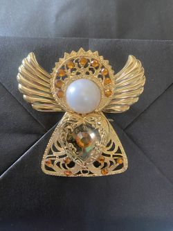 Gold Tone Angel Pin 