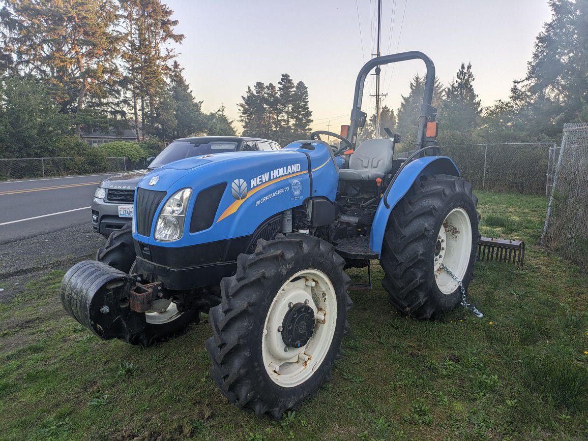 2017 New Holland Tractor 4x4