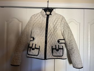 Women’s Jacket Small