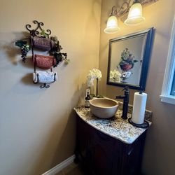 Bathroom Vanity And Accessories