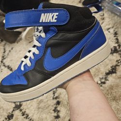 Nike Court Borough Mid 2 GS in the 'Black Game Royal