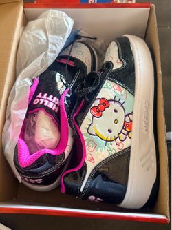 Hello Kitty Heelys