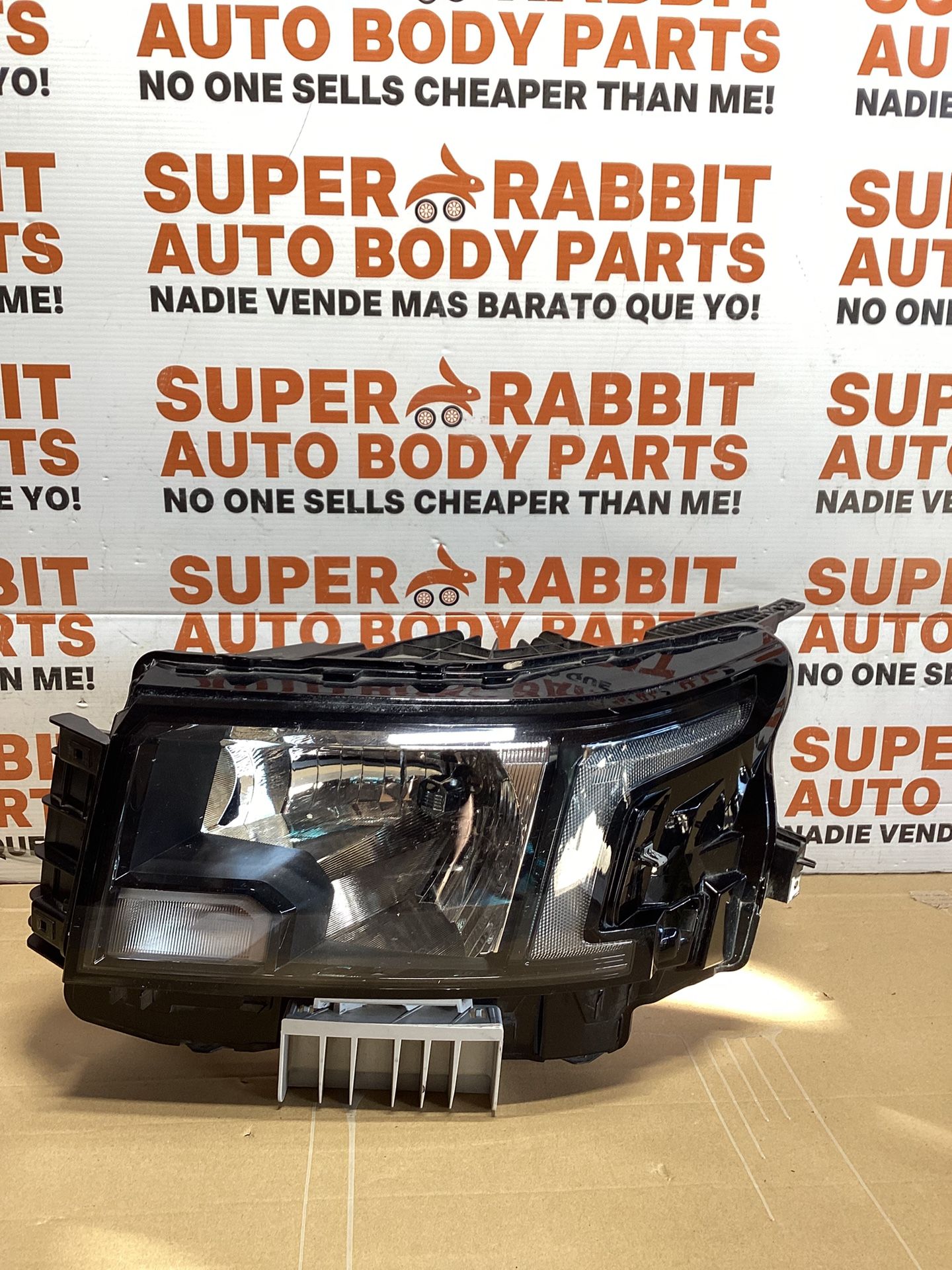 2022 Nissan Frontier Driver Headlight Halogen Original OEM 🔥2025