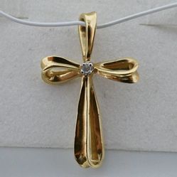 10kt Yellow Gold Cross Charm With Diamond