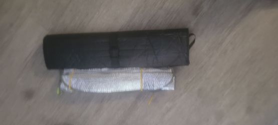 2 xl cars winshield covers