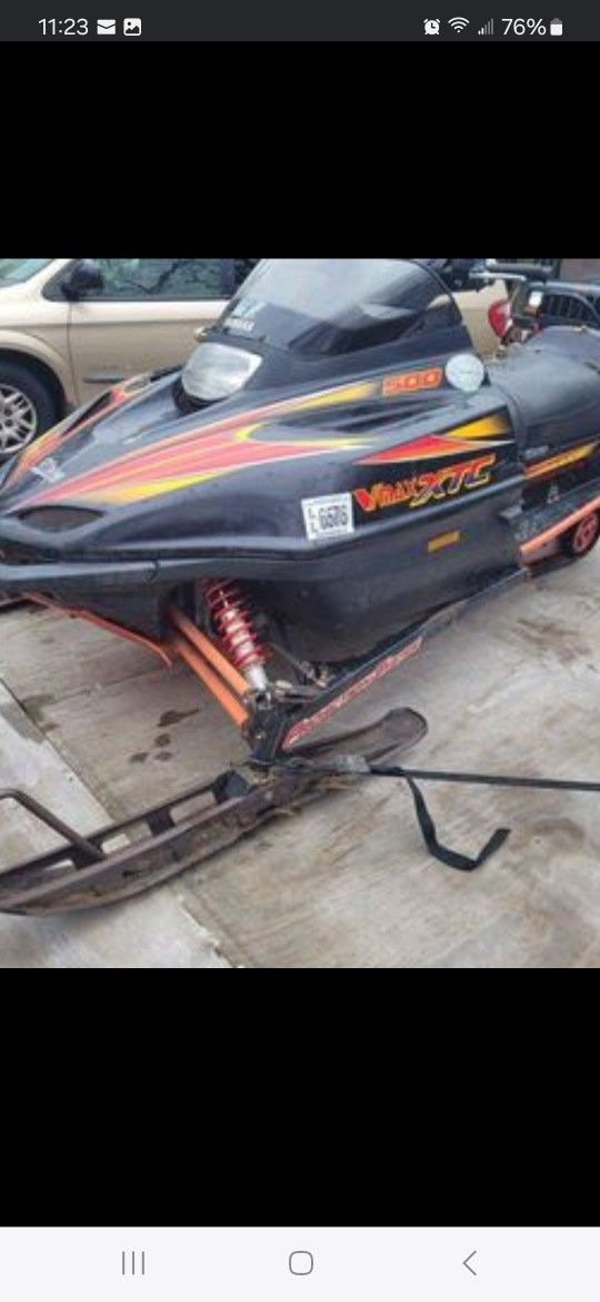 1998 Yamaha Vmax Snowmobile