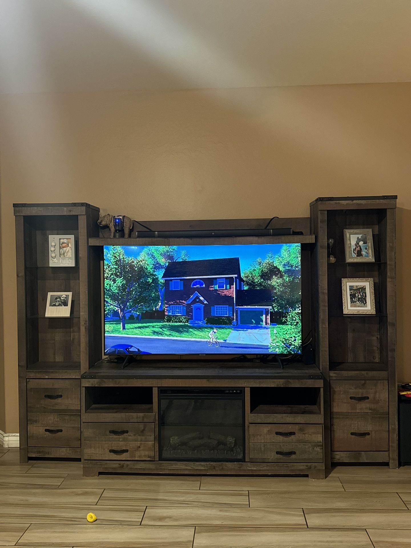 Entertainment Center W/fireplace