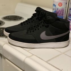 Nike Court Vision Sneakers 