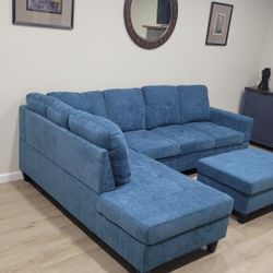 Blue Chenille Fabric Sectional Couch And Ottoman