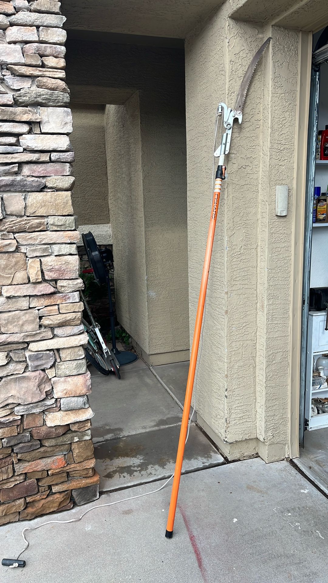 Fiskars Telescoping Tree Trimmer