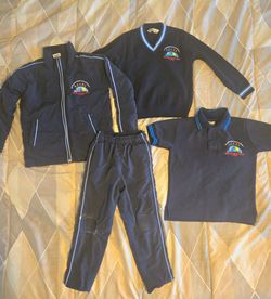 Montessori Hills Academy uniform size 4