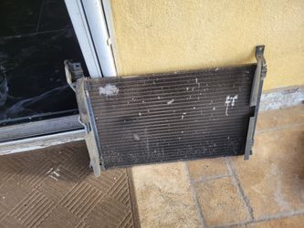 AC Condenser For 2003 2004 Mercury Marauder