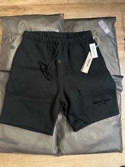 essential shorts