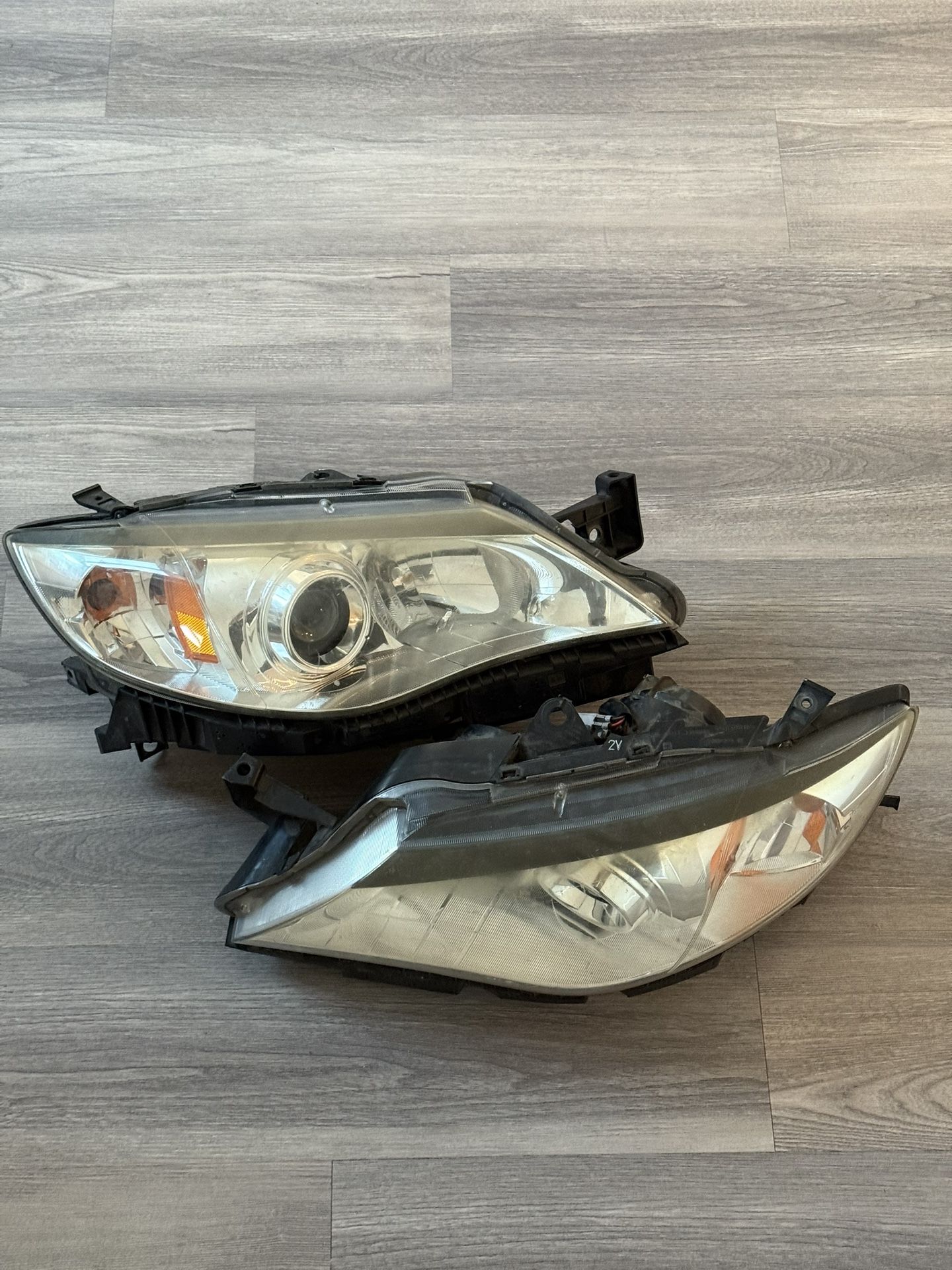 Subaru 11-14 Headlights