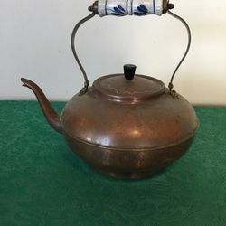 Antique copper tea pot kettle with porcelain Delft handle