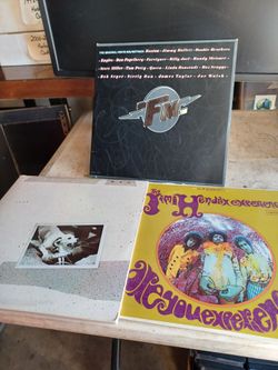 Lot of 3 popular record vinyls