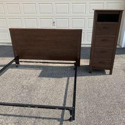 Queen Size Bed and Dresser/Chest