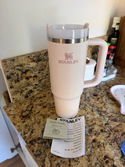 Stanley Quencher Tumbler with Handle