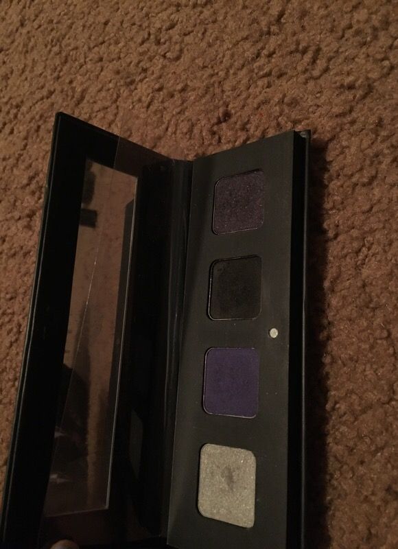 Eyeshadow pallet