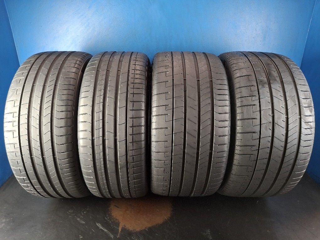 275 35 22 (2) - 315 20 22 (2) SET(4) (F12/2) PIRELLI P ZERO 80-85% TREAD