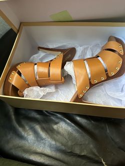 Mk High heels