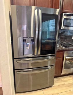 LG InstaView Door-in-Door French Door Refrigerator