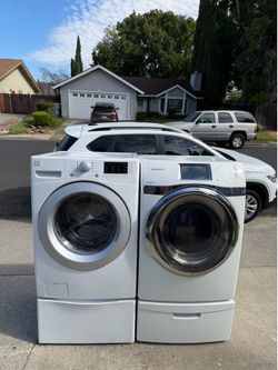 Kenmore Washer and Samsung Electric Dryer Set