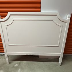 Full Size Bedroom 