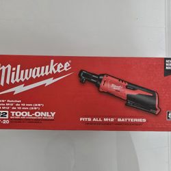 Milwaukee M12 3/8 in. Ratchet