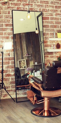 HD buttercup Floor Black Mirror 